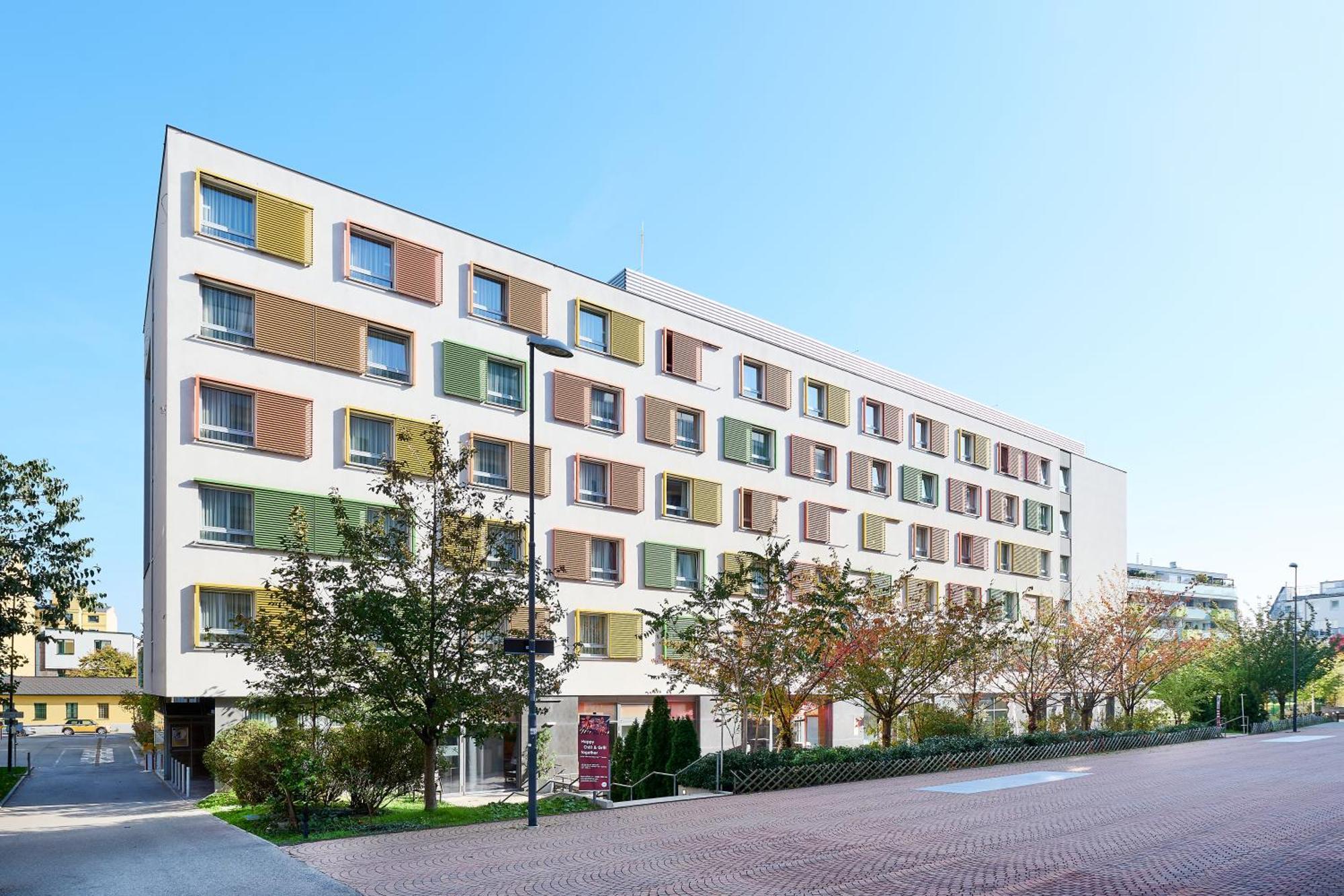 Jufa Hotel 4*